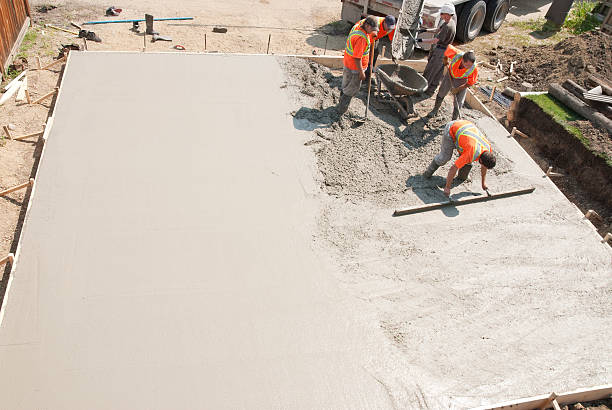 Best Concrete Pool Decks in El Granada, CA